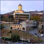 На территории армянской церкви Сурб-Минас в Тбилиси возводятся незаконные пристройки
