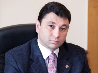Ответ вице-спикера парламента Армении «упорно не понимающему» турецкому вице-премьеру
