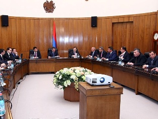 Коррупция должна подвергаться показательному наказанию - премьер-министр Армении