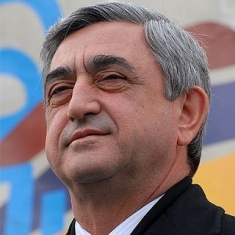 Президент Армении поздравил Михаила Саакашвили с днем рождения