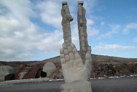 Автор «Памятника гуманизму» в Карсе намерен обжаловать решение мэрии о демонтаже